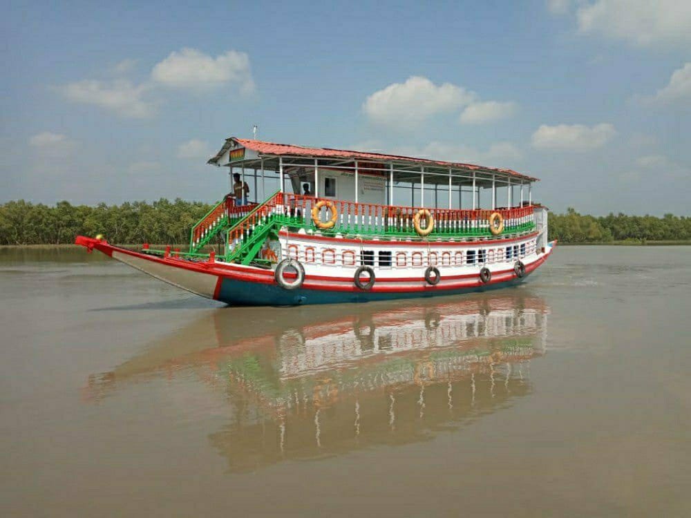 You are currently viewing How to book the best touring package for a Sundarbans travel trip