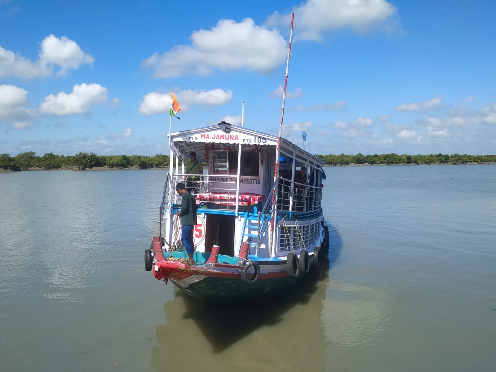 Boat safari sundarban tour boat