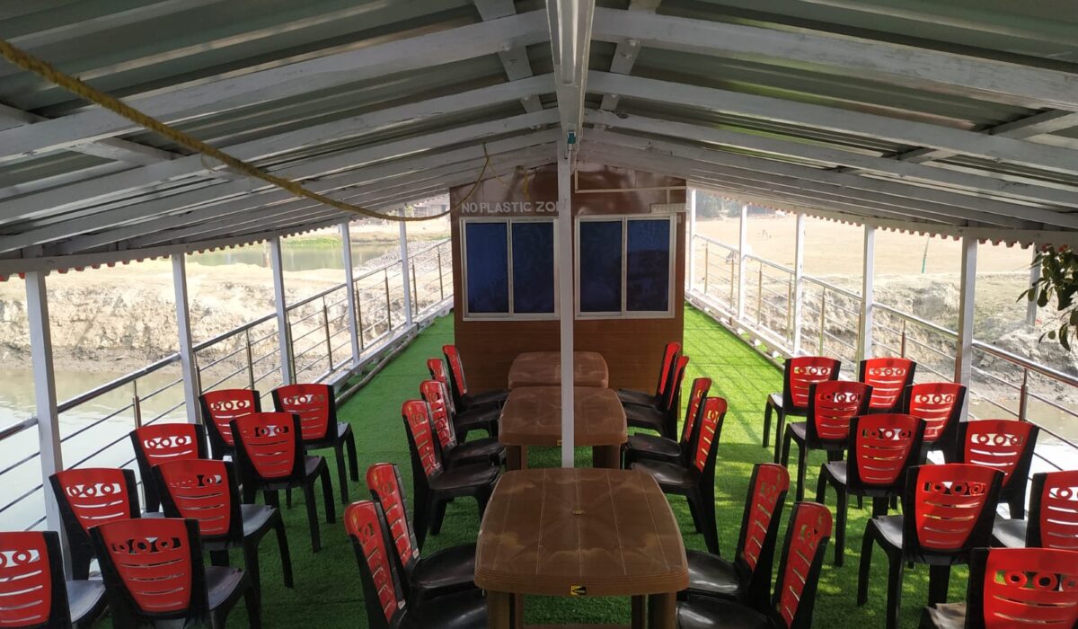 covered-seating-area-inside-the-sundarban-tour launch boat